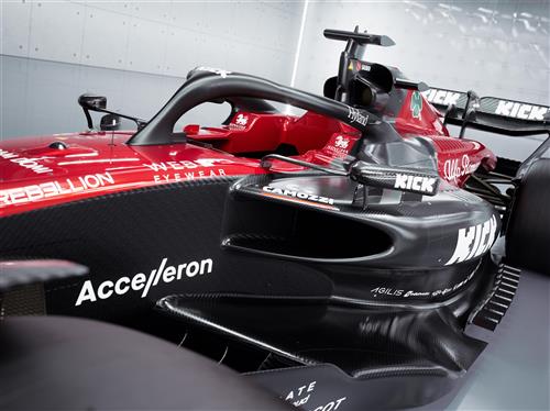 Technologie- und Sportpartnerschaft zwischen Camozzi und dem Alfa Romeo F1 Team Orlen